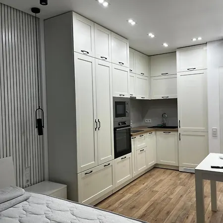 Vip Apartmens Avalon Lviv Exterior photo